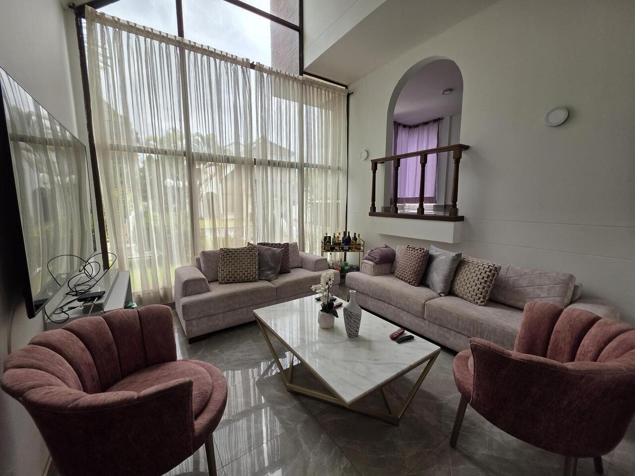 Casa en el Conjunto Residencial Quintas de San Julian en venta en Armenia 3