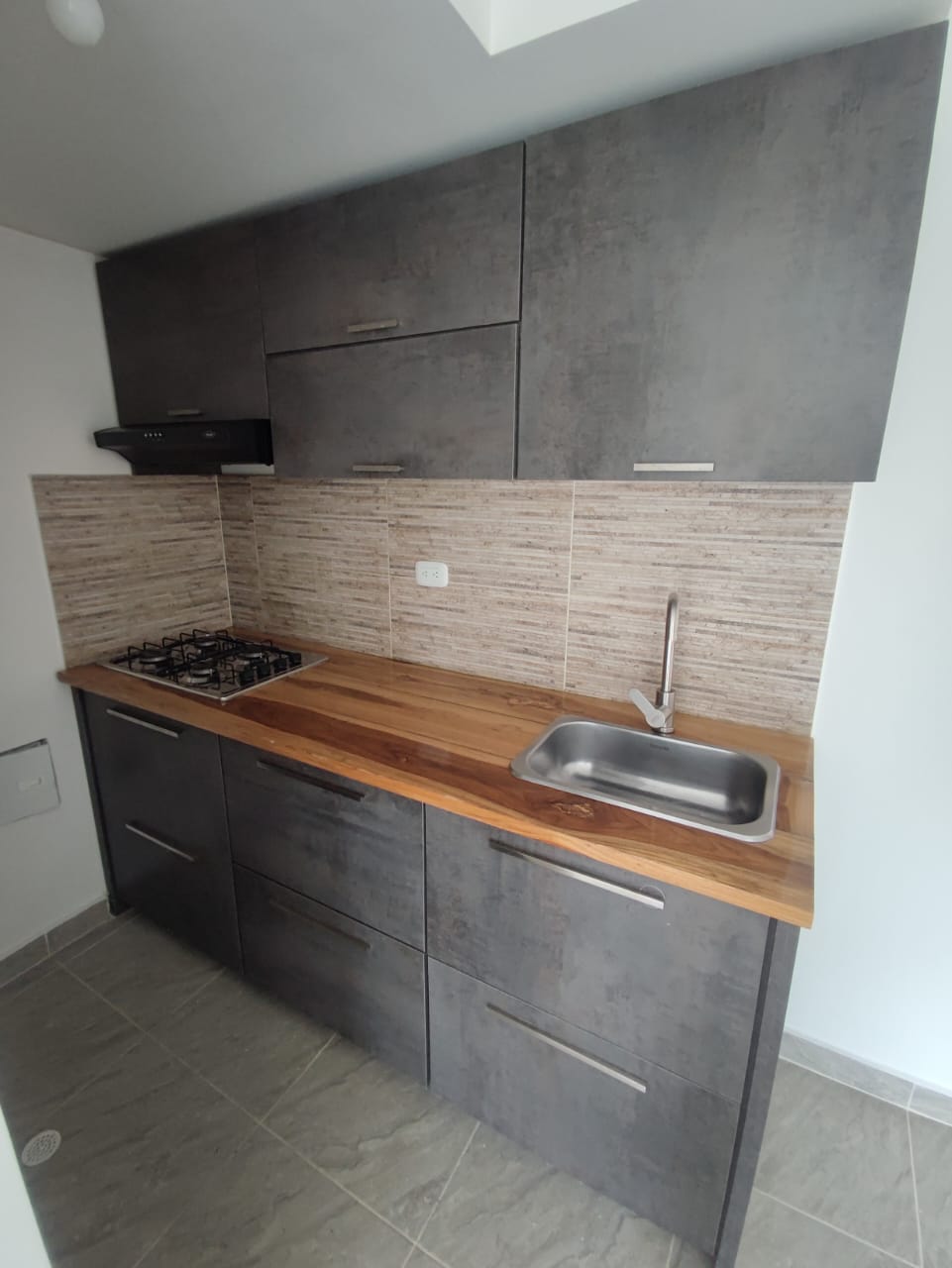 Apartamento en el Conjunto Cerrado Ambar Reserva en venta en Armenia 3