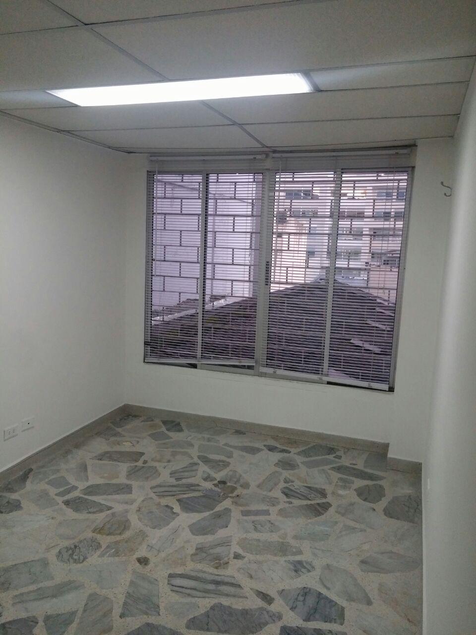 Consultorio en el Bosques de San Miguel en arriendo en Armenia 2